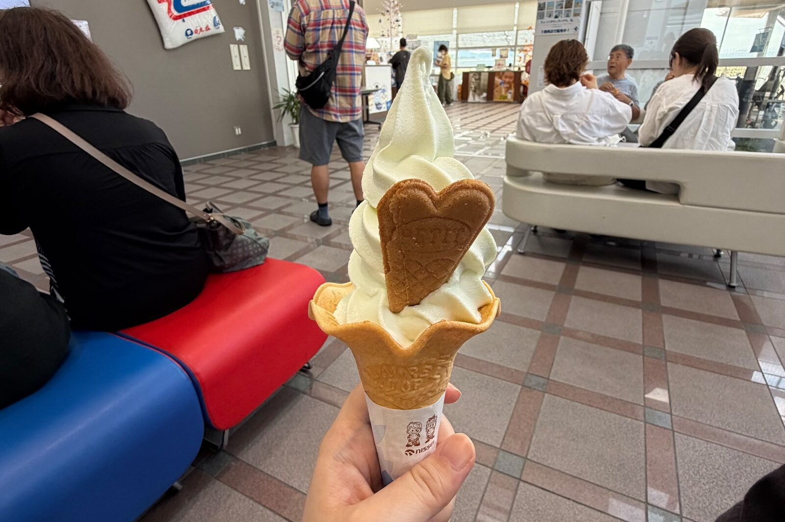 伯方の塩・大三島工場で食べた塩ソフトクリーム